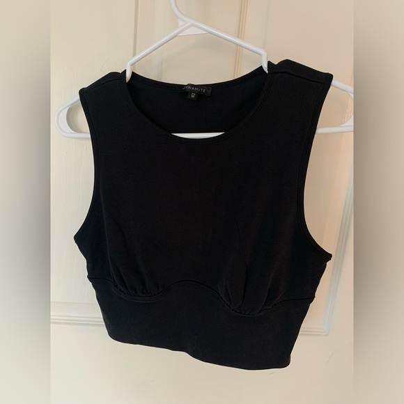 Crop top - Picture 1 of 3